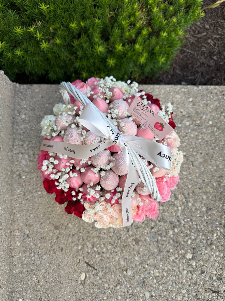 Floral Harmony: Spray Roses Basket